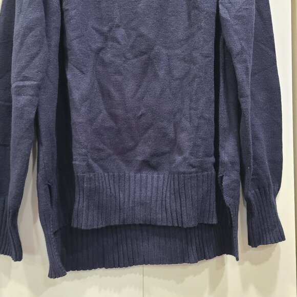 🔥Any 2 for $20🔥 NWOT Navy blue turtle neck, loose fit knit Pullover s - Picture 2 of 4